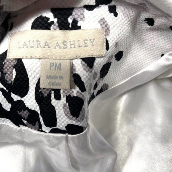 Laura Ashley Blazer Jacket size Petite Medium Animal Print Black White EUC - Picture 8 of 10